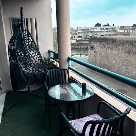 Avec Vue Panoramique Sur La Cité Médiévale Carcassonne