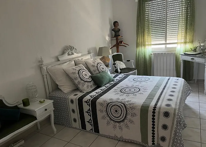 Avec Vue Panoramique Sur La Cite Medievale Bed & Breakfast