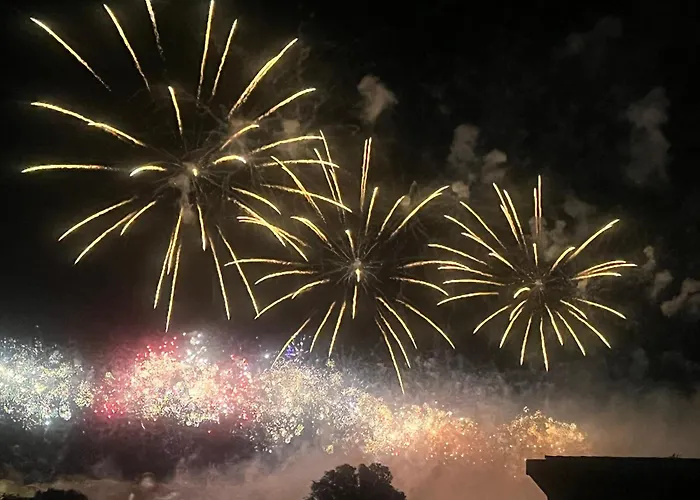 Panzió Avec Vue Panoramique Sur La Cite Medievale 3*