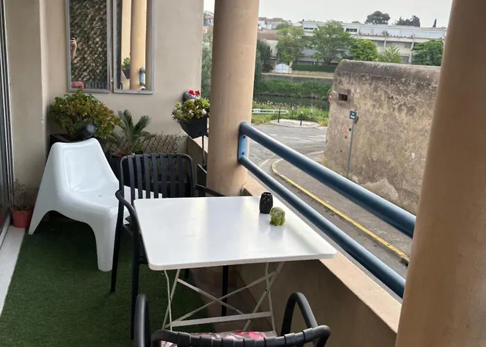 Avec Vue Panoramique Sur La Cite Medievale Carcassonne